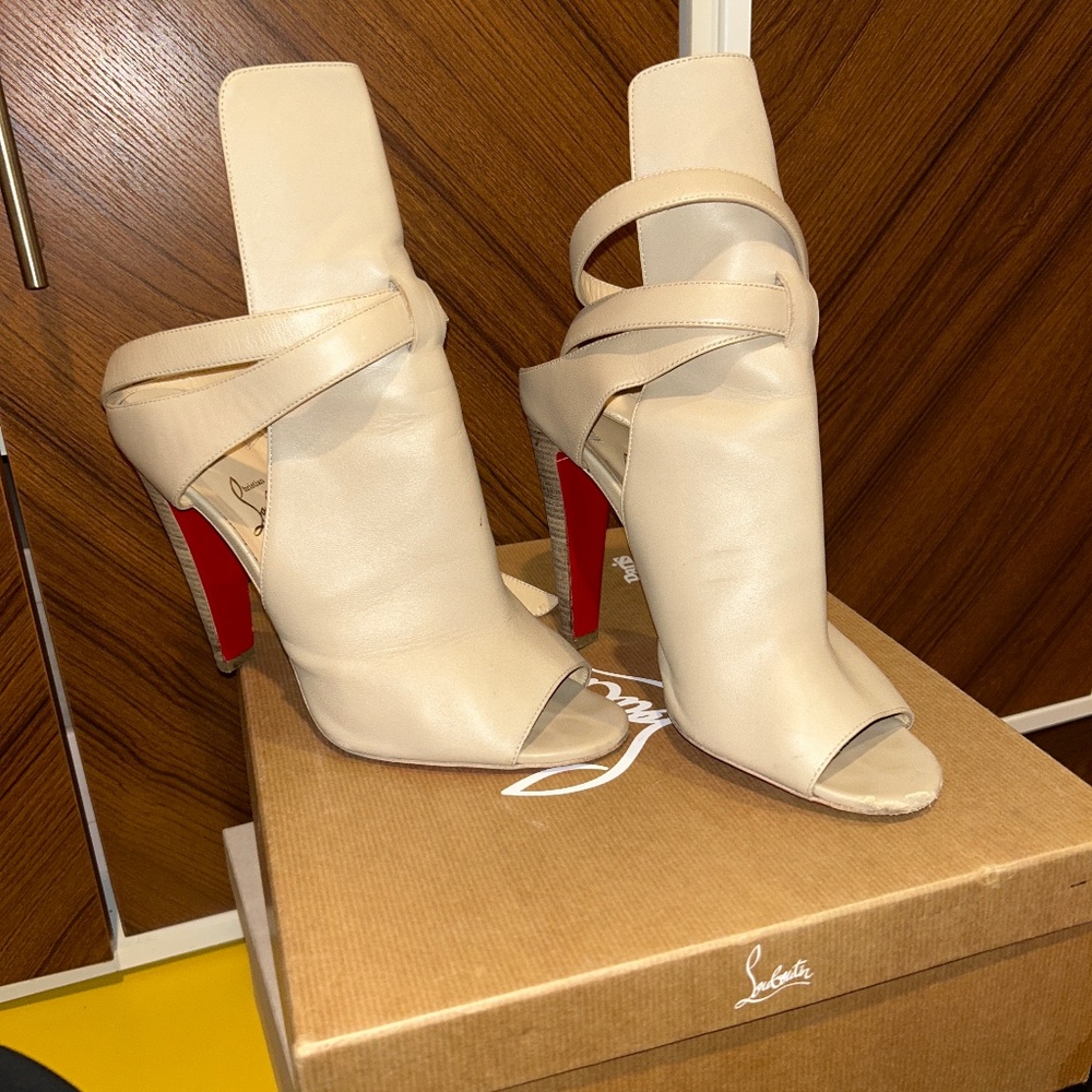 Louboutins Hippik 100 Heel